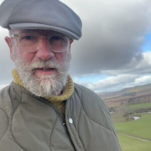 Graham McTavish Instagram - More highlands! Part 2!!! Lovely to see Diana again. She was looking magnificent and her speech was her usual erudite treat!!
Also fitted in a visit to Dunadd Fort in Argyll and follow,(literally) in the footsteps of ancient Scottish kings. I YRGE you to put it on your Scottish itinerary!! Plus popped in on a few ancestors at Kilmartin cemetery. Some dating my to the 12th century. If you e never visited, Kilmartin Glen is a magical place!!!! @diana_gabaldon #kilmartin #ancestors #scotland!