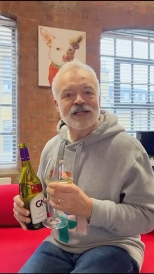 Graham Norton Instagram - Wine alert! My New Zealand Sauvignon Blanc is now available @tescofood and it’s on offer too! If you head into stores this weekend you might find a surprise from me in the wine aisle… @grahnortdrinks #DrinkwithGN
#AD