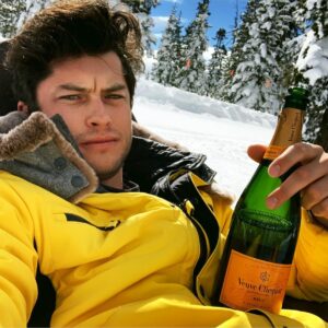 Graham Phillips Instagram - objects in front facing camera may be happier than they appear