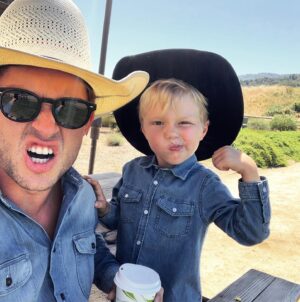 Graham Phillips Instagram - band of banditos