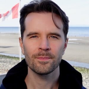 Graham Wardle Instagram - Israel has already implemented a “Green Pass” which functions like a medical passport. Only those with the pass will be allowed entry to gyms, music festivals, sporting events and alike. Canada and other countries are now holding discussions for a similar implementation. I support medical freedom and the individual’s right to choose what goes in their body without penalty. Thanks to @realchrissky for standing up and showing Canada and the world how we #JustSayNo