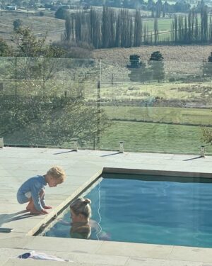 Grant Denyer Instagram - -1c 🥶 Sunday coaching Mum thru 3 mins in an unheated pool in mid-winter Bathurst is the cutest. “Blow bubbles mum, trust me it helps” 😂