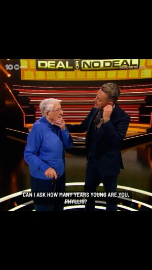 Grant Denyer Instagram - Dealin’ the feels and feelin’ the deals’ ✨💸😂

#DealOrNoDealAU 6.00 Weeknights on @channel10au and @10playau