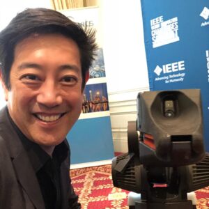 Grant Imahara Instagram - Finished my panel and got a selfie with #SpotMini!