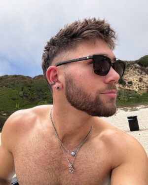 Grant Knoche Instagram - happy 4th from the beach 🇺🇸🌊