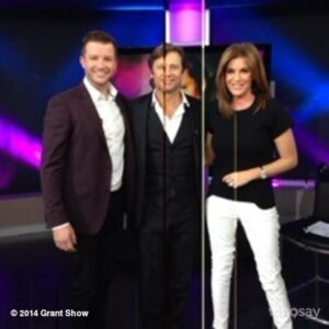 Grant Show Instagram - My new Ausie friends. @themorningshowon7
@kyliegillies
@lukejacobz
