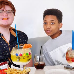 Grayson Thorne Kilpatrick Instagram - I want to say Thank you so very much to @thesugarfactory they are the absolute best. They invited me out this week for my belated birthday to share with friends @brandinstennis thank you @gtkprtalent for setting this up.If you have not gone to @thesugarfactory you HAVE to go. We had the best waiter EVER the staff was too notch and the food was awesome @realdiana87  @arykas_ybots_pr_mgt_firm @gtkprshooting_the_stars  @stellaralchemysocialmedia @jstovallphotography #teenactors #thesugarfactory #thesugarfactoryla #brandinstennis #losangeles #centurycitymall