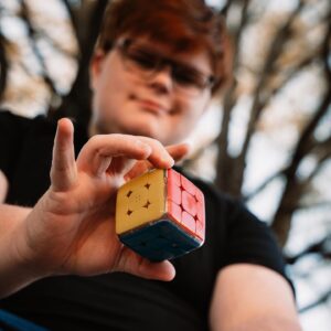 Grayson Thorne Kilpatrick Instagram - Have a great week everyone ! @rubiks_official