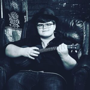 Grayson Thorne Kilpatrick Instagram - Happy #humpday #humpdayvibes #ukelele photo credit @jstovallphotography looking forward to upcoming photoshoot :)