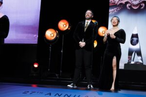 Greg Miller Instagram - Better late than never drop of @kinserstudios' KILLER photos from DICE. #diceawards