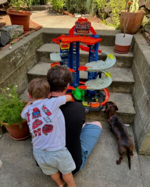 Greg Miller Instagram - Just three boys working on their new Hot Wheels Ultimate Garage. 🔧 🚗 #hotwheels #hotwheelsletsrace #hotwheelsultimategarage