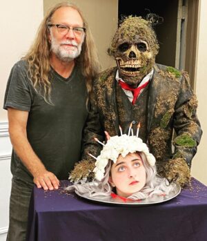 Greg Nicotero Instagram - This might be one of the coolest cosplay teams ever!  @monstermaniacon