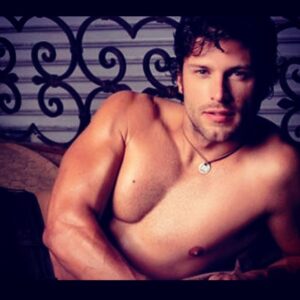 Greg Vaughan Instagram - Throw back Thursday, right....here ya go...this wasn't that long ago.. ;) #gregvaughan #y&r #diego