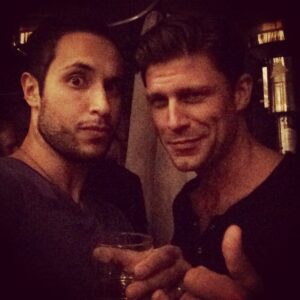 Greg Vaughan Instagram - Hang in' with my boy @jaylen1118  And gettin it done!! #cheers #bros #family