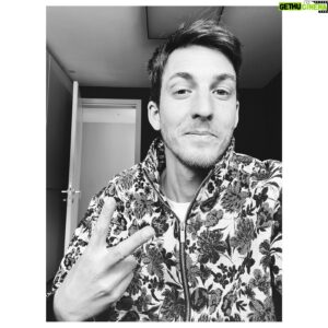 Gregor Schlierenzauer Instagram - flower power