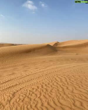 Gregor Schlierenzauer Instagram - desert vibes 

#dubai #freedom