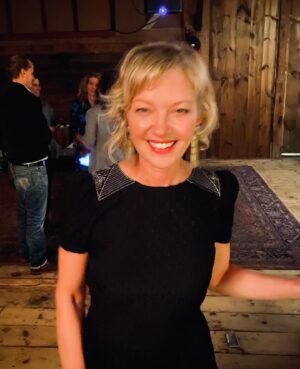 Gretchen Mol Instagram - The picture maybe blurry but I’m not. So grateful for a perfect birthday celebration with lots of dancing and music and friends. Thank you my husband @tkipw for making it happen.