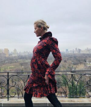 Gretchen Mol Instagram - Photo shoot today with @tina_turnbow 📸 in @batshevadress over Central Park