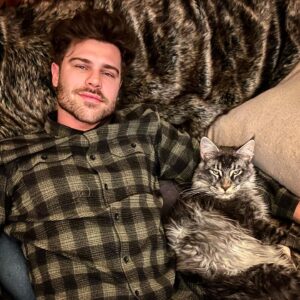 Grey Damon Instagram - Cat person