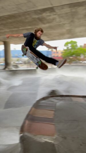 Greyson Fletcher Instagram - Was over do for a good one // @arborskateboards // 🎥 @livyloowhoo //