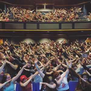 Griffin McElroy Instagram - Oops we made 900 people dab