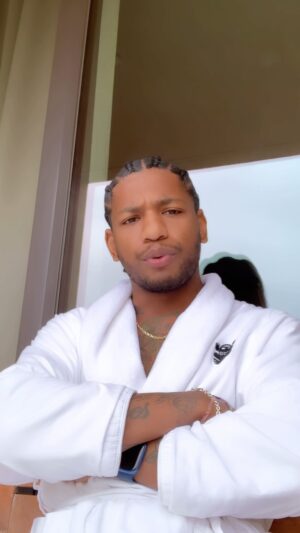 Guapdad 4000 Instagram - Here's how I feel about rap. I personally don't feel any other rappers should feel any other way, but in agreement with me. But we respect, and how people feel right?? And I feel like if I truly had a shot at the big three I wouldn't be three or two . I love this shit !!!!!
 Have a nice day y'all stay attractive.!