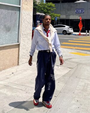 Guapdad 4000 Instagram - Ignore the caption for a sec , listen to the last slide then come back 

First: I would like to say Since y’all like niggas that dress like this now , come see me in San Fransisco this Friday June 14th 🫱🏾‍🫲🏿 

Second : I’m about to start charging y’all for the mood boards I know I am on . I just sent Drake and angry voice message . So what make y’all think y’all safe . 

I’m brining back gatekeeping 💯💯🫱🏾‍🫲🏿