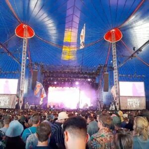 Gugu Mbatha-Raw Instagram - Glastonbury you are another dimension! 🌈✨🔥Thank you @defender for making my first @glastofest so special!
#defender