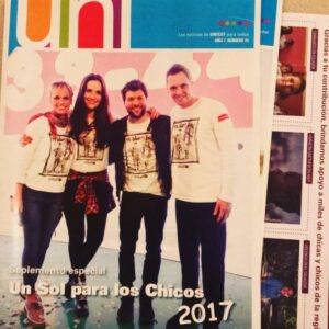 Guido Kaczka Instagram - Que lindo suplemento de lo que fue un sol 2017 con @nataliaaoreiro @marianafabbiani  #robertobenes y gracias a toda la gente que apoyó y que colabora con @unicefargentina!!!