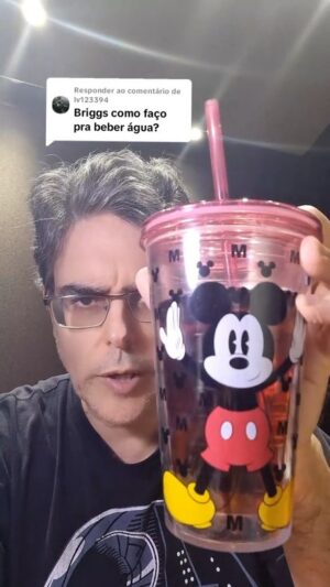 Guilherme Briggs Instagram - COMO BEBER ÁGUA? Um tutorial simples e prático para te ajudar nesse hábito importante que todos devemos ter: o de beber água.