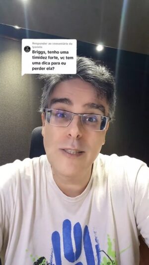 Guilherme Briggs Instagram - Como lidar com a timidez?

Na rede vizinha eu combinei com os seguidores de responder três perguntas deles sobre qualquer assunto. Essa é a primeira que respondi. ❤️