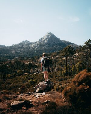 Guillaume Ruchon Instagram - Earth 🌍
•
Prendre un sac à dos et partir en randonnée à travers la Corse, c'est ce qu'on a fait avec @Arnopartissimo & @vincent_trabucco lorsqu'on a fait notre PAC et c'est franchement une putain de découverte.

Je ne connaissais pas du tout le centre de la Corse avec ses Cascades et ses paysages arides, mais c'est clairement à faire !

Qui a déjà exploré la Corse ici ?
•
shot by @arnopartissimo 📸