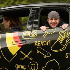 Guillaume Wattecamps Instagram - Me voilà donc ambassadeur officiel de @toyotabelux 🇧🇪🫡 Ma mission ? Me rendre à Paris pour soutenir les athlètes belges en compétition et rentrer à la maison des médailles plein le coffre 🥇🥳 J’ai repris le sport donc si vraiment faut leur filer un coup de main, je peux sans souci porter leur gourde 💪🏻 Paris, j’arriiiive ! 🇫🇷 @toyotabelux #toyotateambelgium #paris2024 #startyourimpossible #partner #ad