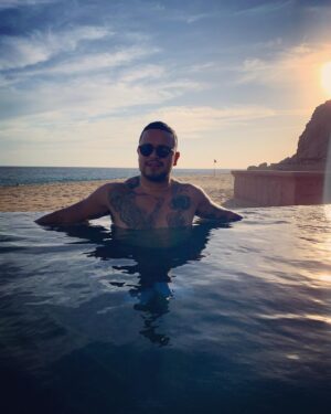 Guillermo Guerrero Instagram - 5 pm in Cabo