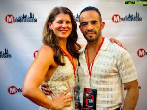 Guillermo Iván Instagram - Opening night at @manhattanfilmfestival 
Noche de apertura en el @manhattanfilmfestival 

#newyork #actors #actor #nyc #manhattan #actorslife #guillermoivan #filmfestivals #movies #films #tv #shows #latinos #latinx