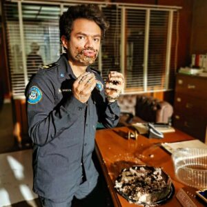 Guillermo Villegas Instagram - El turno de las Caritas en personaje. 

Vote usted por su fav.