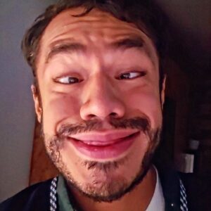 Guillermo Villegas Instagram - El turno de las Caritas en personaje. 

Vote usted por su fav.