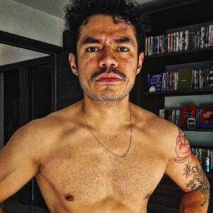 Guillermo Villegas Instagram - Caritas del 2023.  La memoria es una bestia extraña.
