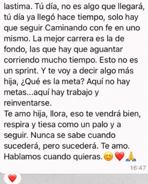 Guiomar Puerta Instagram - “Tiesa como un palo y a seguir.” 🌷🪽☁️🌞🕯️