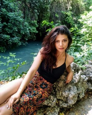 Güliz Aybay Instagram - 🌿🌿🌿🌿