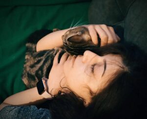 Güliz Aybay Instagram - Dupduru,hesapsız bir sevgi. Kaybettiğimiz yanımız onlarda gizli