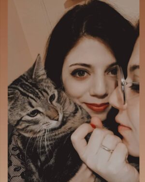 Güliz Aybay Instagram - Hoşçakal #2020 merhaba #2021 hep böyle el ele 🍀♥️
@senizcakirrr
.
.
.
.
.
.
.
.
.
.
.
.
.
.
.
 
 .
.
.
.
.
.
.
.
.
.

#gönüldağı

@gonuldagitrt