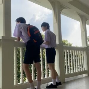 Guntapat Kasemsan Na Ayudhya Instagram - จบแล้วนะครับสำหรับ #ภารกิจลับฉบับแฟนด้อม ดีใจมากๆที่ได้เป็นส่วนหนึ่งของซีรี่ส์เรื่องนี้ ขอบคุณพี่ๆนสดทุกคน พี่นิวพี่มิวนิคพี่ฝ้ายพี่หยาพี่ติวเตอร์เซญ่าละก็ทุกๆคนเลยนะครับ เวลามากองรู้สึกเหมือนอยู่บ้านเลย อบอุ่นมากๆ ขอบคุณพี่ภาสสำหรับโอกาสในครั้งนี้ ละก็ขอบคุณ TrueID และ Bearcave มากๆเลยนะครับ สุดท้ายนี้ขอบคุณแฟนๆทุกๆคนมากๆเลยที่ดูเรื่องนี้จนจบ ผมคงเก็บเรื่องราวนี้ไว้ในความทรงจำไปอีกนานเลย ขอบคุณนะครับ🤍 ปล.หารูปเจ้มิวนิคไม่เจอเอารูปนี้ละกัน ฮ่าฮ่า