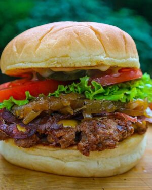 Guntara Hidayat Instagram - Assalamualaikum temen2
Masih untuk daerah sukabumi
Ada parian baru nih @kamasburger 
Ada macem2 burger dan rasa nya pun gak kalah ama burger yg lain loch
Jadi yg mau pesen bisa lgsg dm atau kontak admin ya
@kamasburger