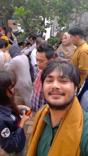Guntara Hidayat Instagram - Masih di Dunia Terbalik
---GRUPING---