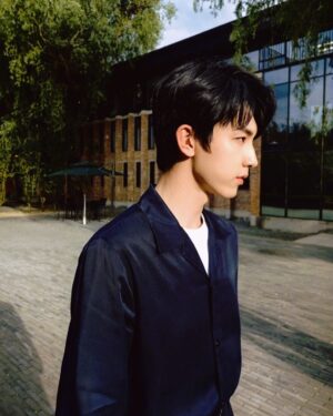 Guo Junchen Instagram - Sorry if i've been posting pictures of myself too often lately😅