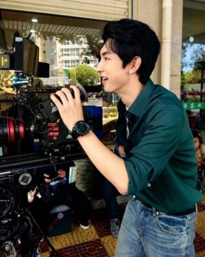 Guo Junchen Instagram - 🎥 how cool it is to be a director?