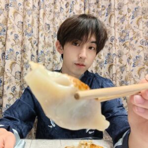 Guo Junchen Instagram - Let me cook for you 🧑🏻‍🍳