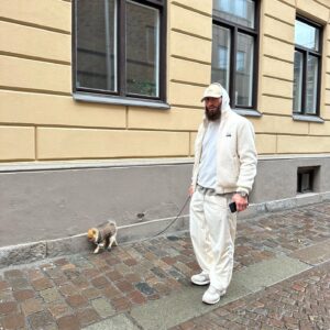 Guram Kutateladze Instagram - Swipe to see photosession with my lill bro - Aslan 🤍
➡️ ➡️ ➡️
#love #animals