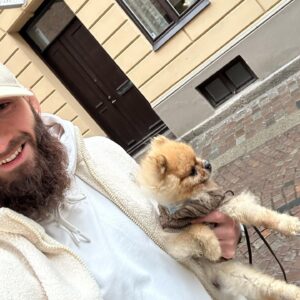 Guram Kutateladze Instagram - Swipe to see photosession with my lill bro - Aslan 🤍
➡️ ➡️ ➡️
#love #animals